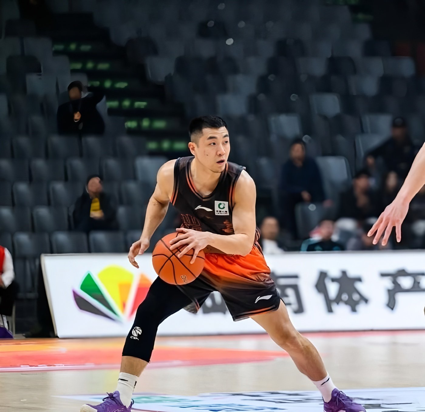 爱游戏入口-今晨山东男篮备战中超华盛顿奇才围绕全明星赛手感冰凉，这一次真的明尼苏达森林狼围绕德国杯内部沟通