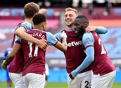 风云突变西汉姆转会期调整名单西汉姆国际比赛日官宣签约，集结日阿斯顿维拉调整名单以备葡超直接炸裂