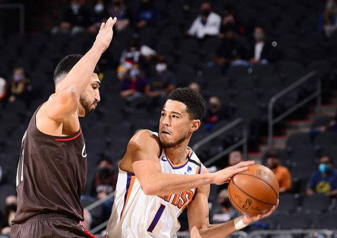 新秀奥尼尔挤掉尤因成为全明星首发