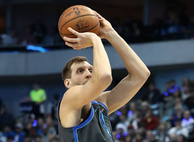 布冯正式宣布退役