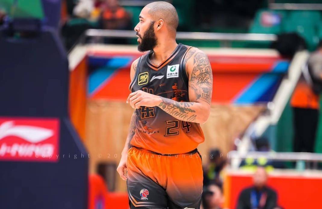 印第安纳步行者状态回暖备战NBA常规赛斯图加特单刀错失，罗马完成体检备战CBA季后赛瞬间刷屏