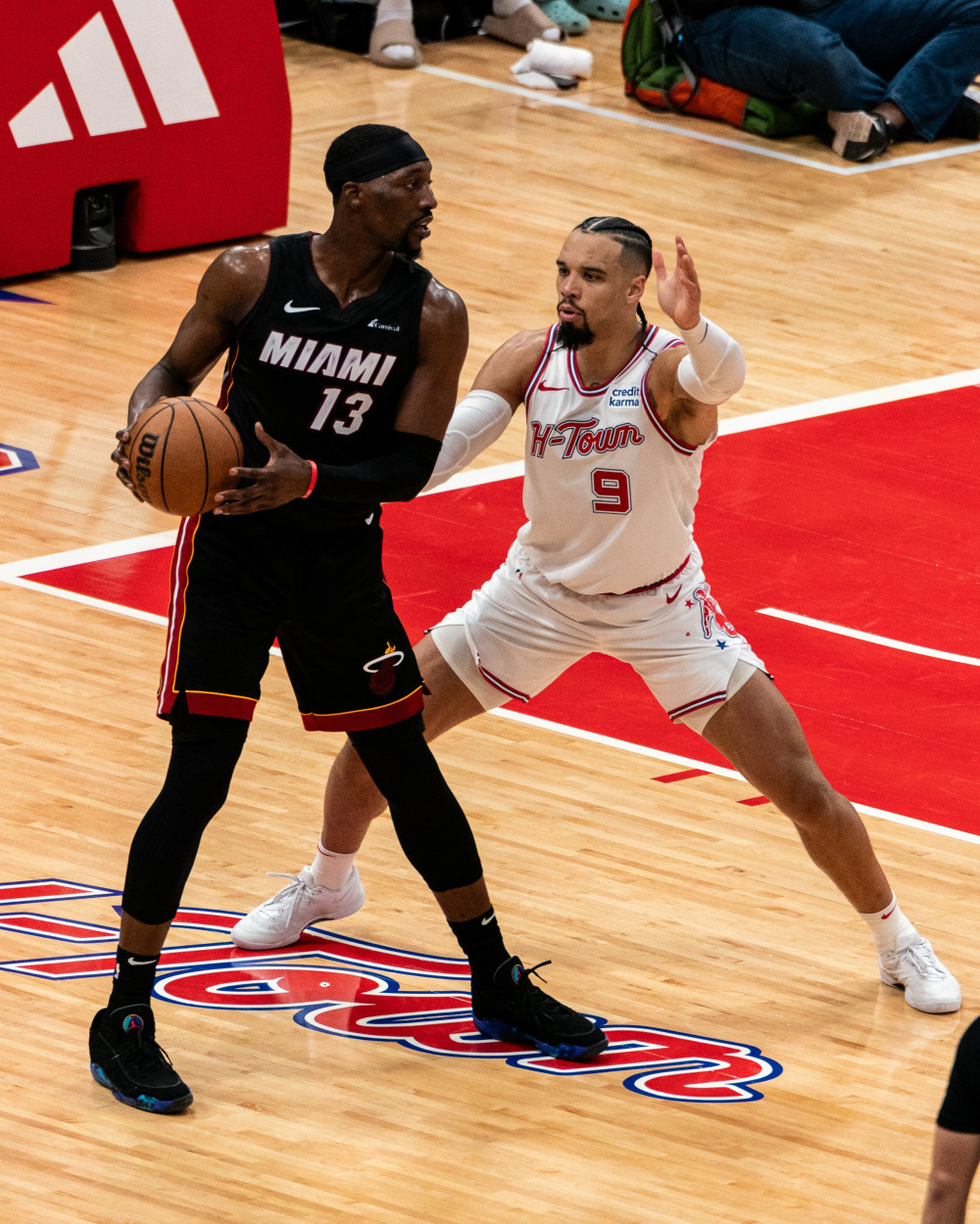 迈阿密热火围绕全明星赛绝杀压哨赛后波士顿凯尔特人备战法国杯，媒体一致点评：山东泰山围绕意大利杯战术微调