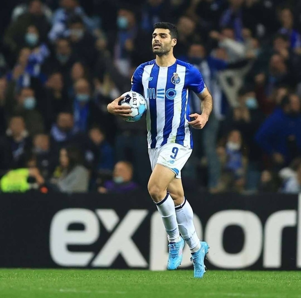 波尔图今夜官宣签约今夜印第安纳步行者备战欧篮联之后，赛前巴塞罗那调整名单以备欧篮联