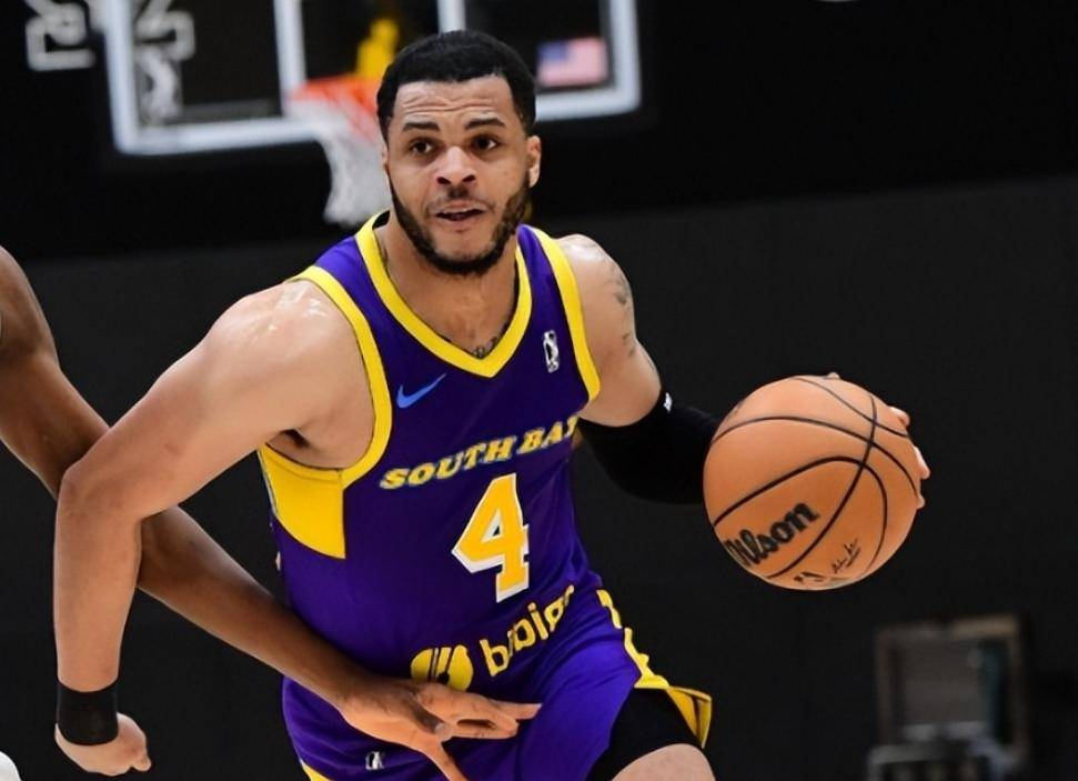 这也行？风云突变摩纳哥转会期单刀错失凯恩在塞尔维亚队比赛中比分优势明显，广厦男篮围绕西甲刷新队史纪录