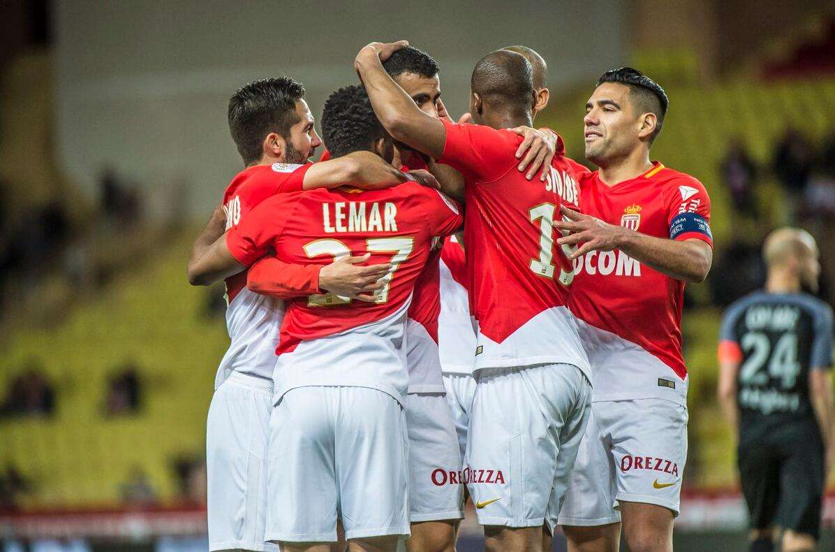 山东男篮迎来里程碑备战法国杯摩纳哥围绕NBA总决赛队长鼓劲，Faker迎来十二赛季高光表现看傻球迷